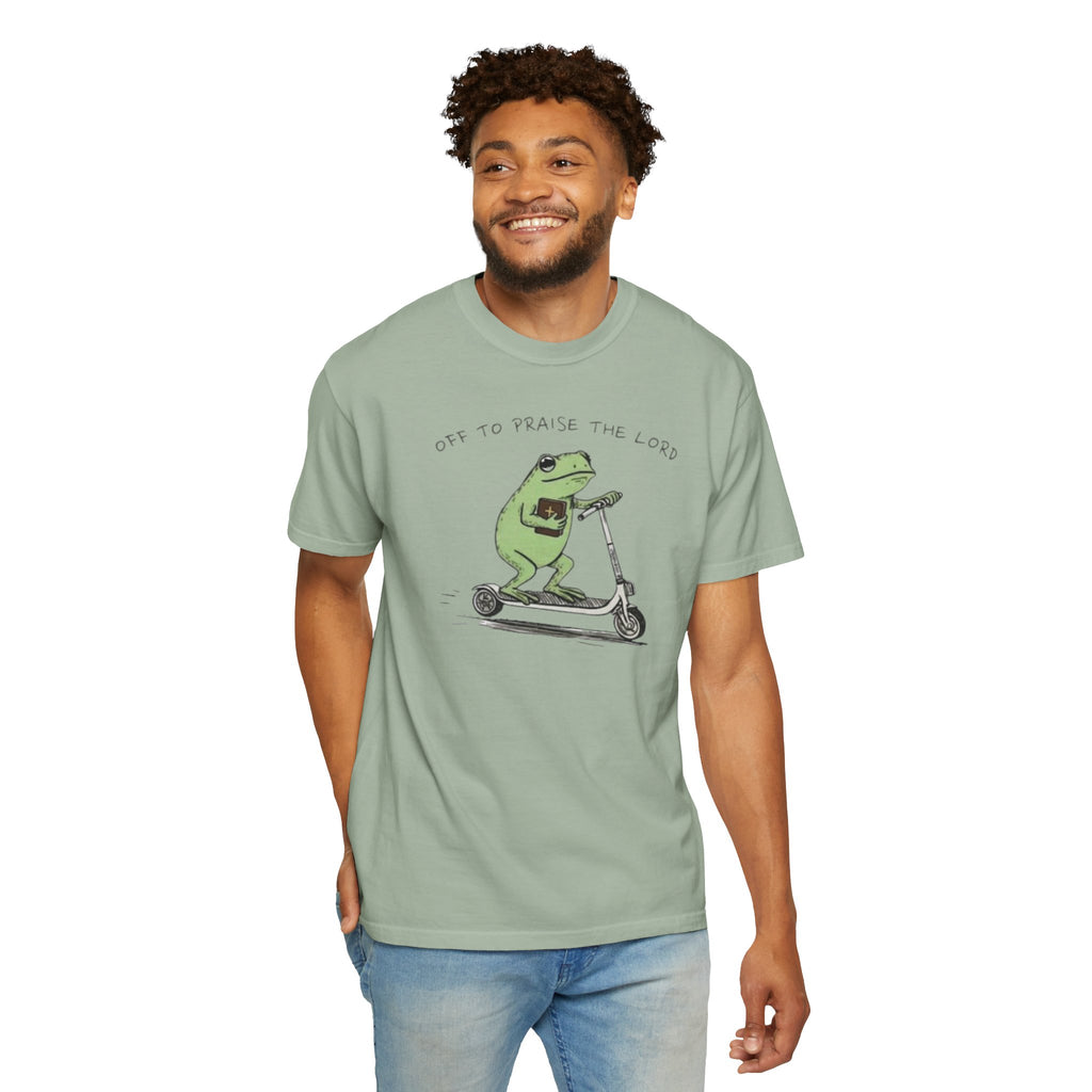 "off to praise the Lord" Frog - Garment-Dyed T-shirt